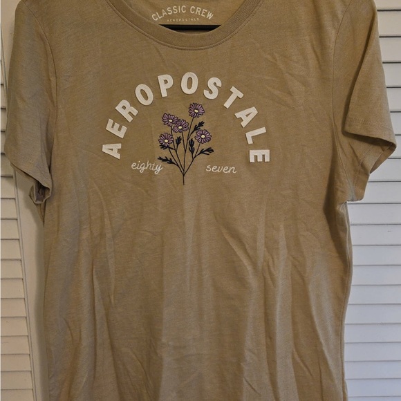Aeropostale Tops - 💐 Aeropostal Floral Shirt! Clearance 💐